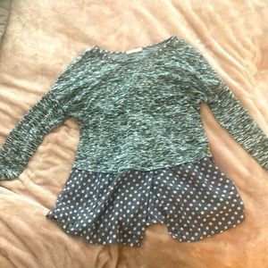 Size small Le Lis long sleeve very soft shirt. Excellent condition like new